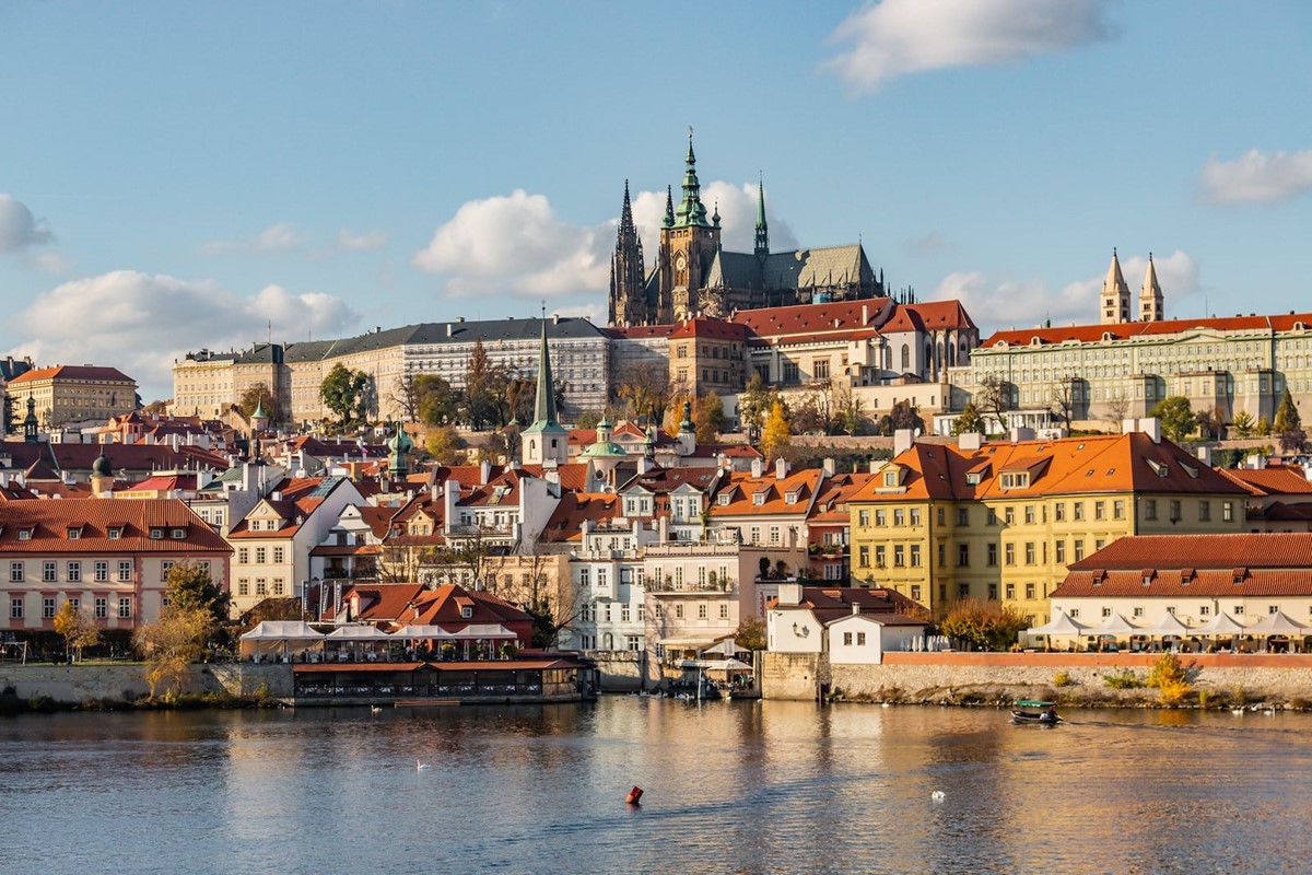 Essential Tips for Traveling to Czech republic: What You Must Know